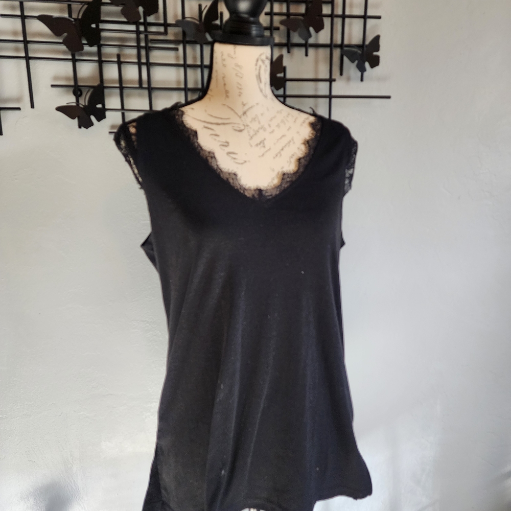 Black Tank Top With Dainty Eyelash Lace